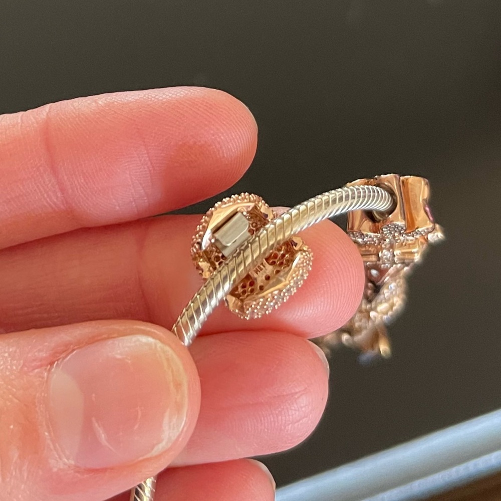 Rose Gold Pandora Pavé Heart Clip Charm - Picture 8 of 9